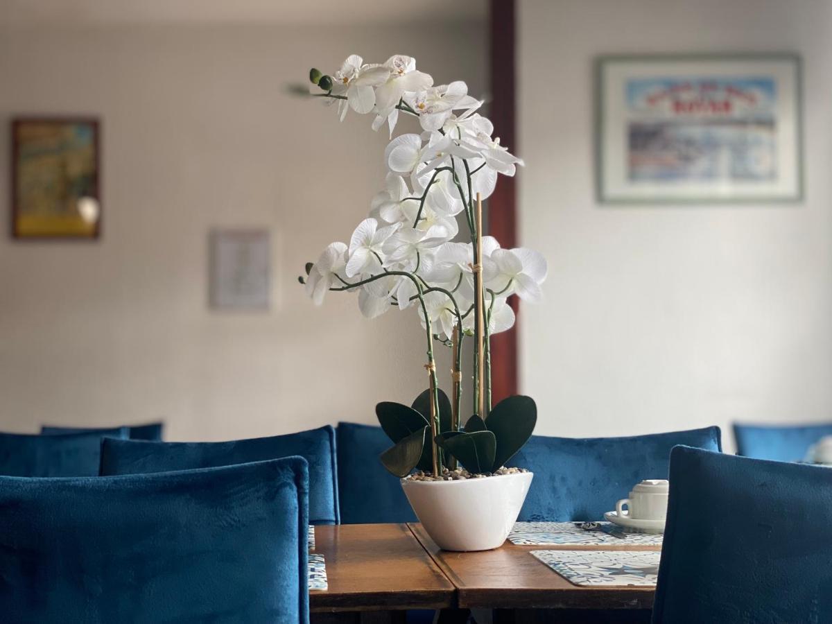 Le Pasteur Hotel